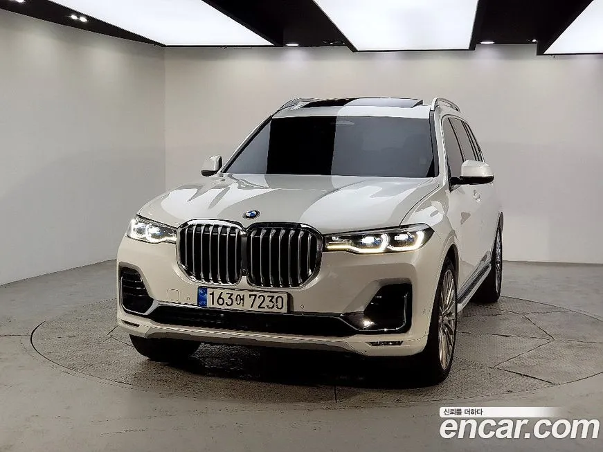 BMW X7 — фото 2