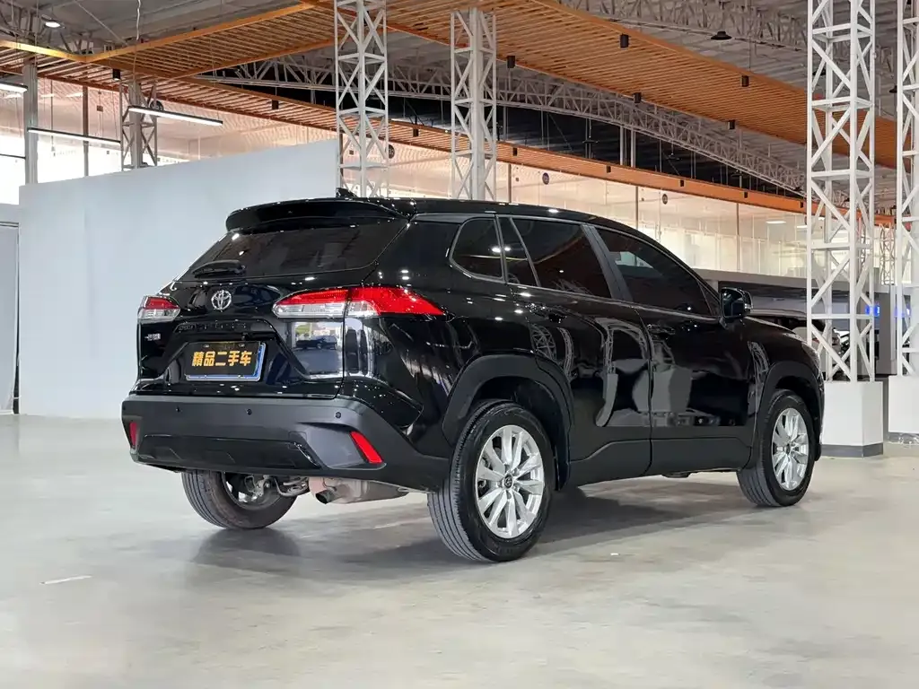 Toyota Corolla Cross 2024 из CN, фото 6