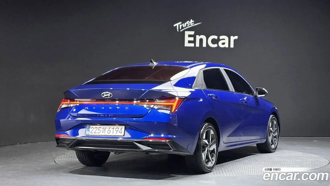 Hyundai AVANTE — фото 4