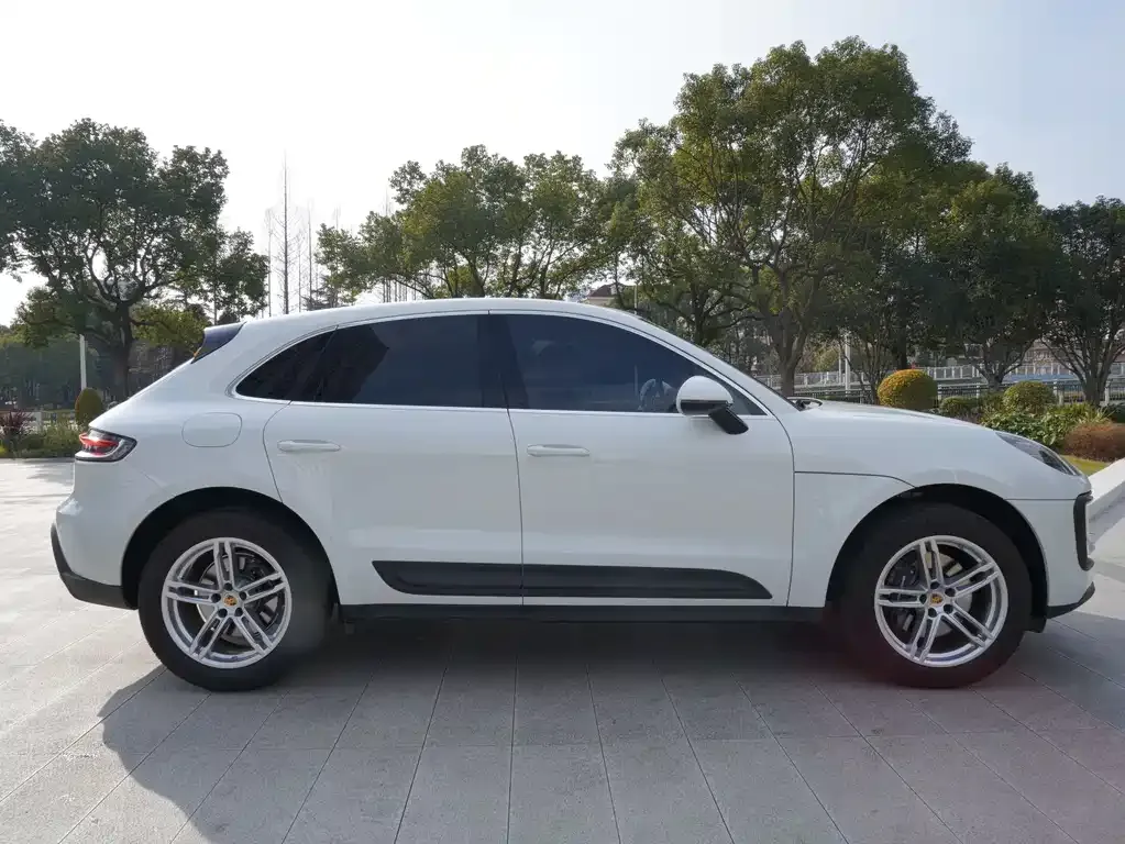 Porsche Macan 2025 из CN, фото 3