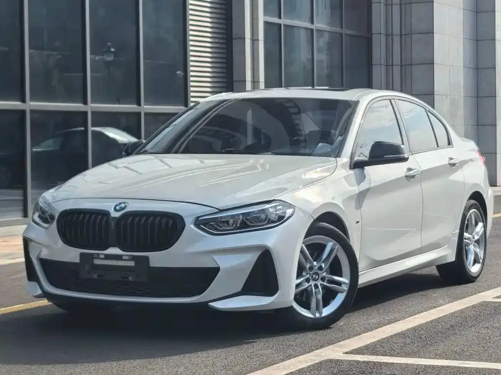 BMW 1 Series — фото 1