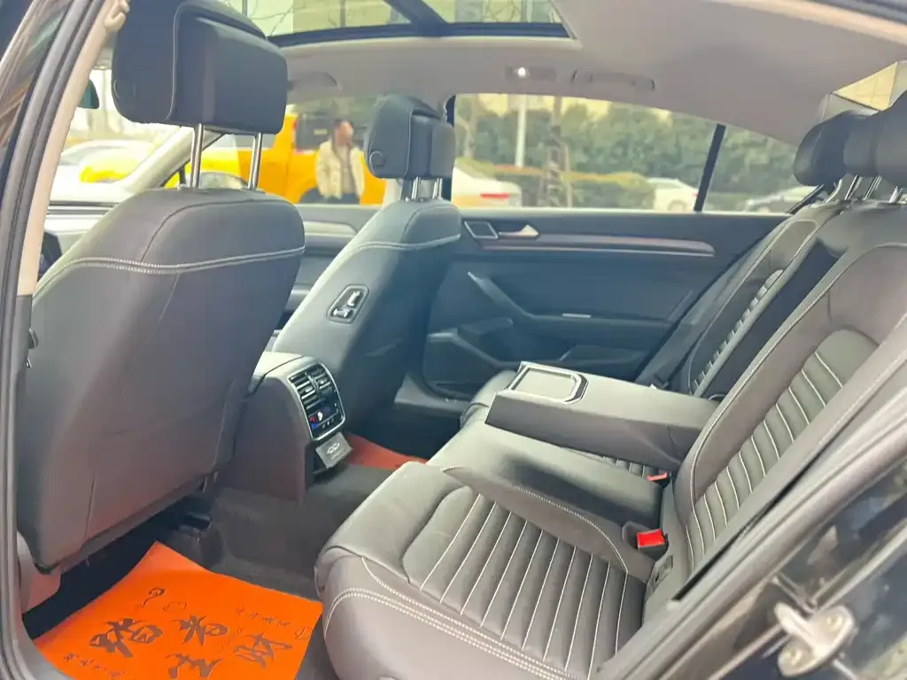 Volkswagen Magotan 2022 из CN, фото 2