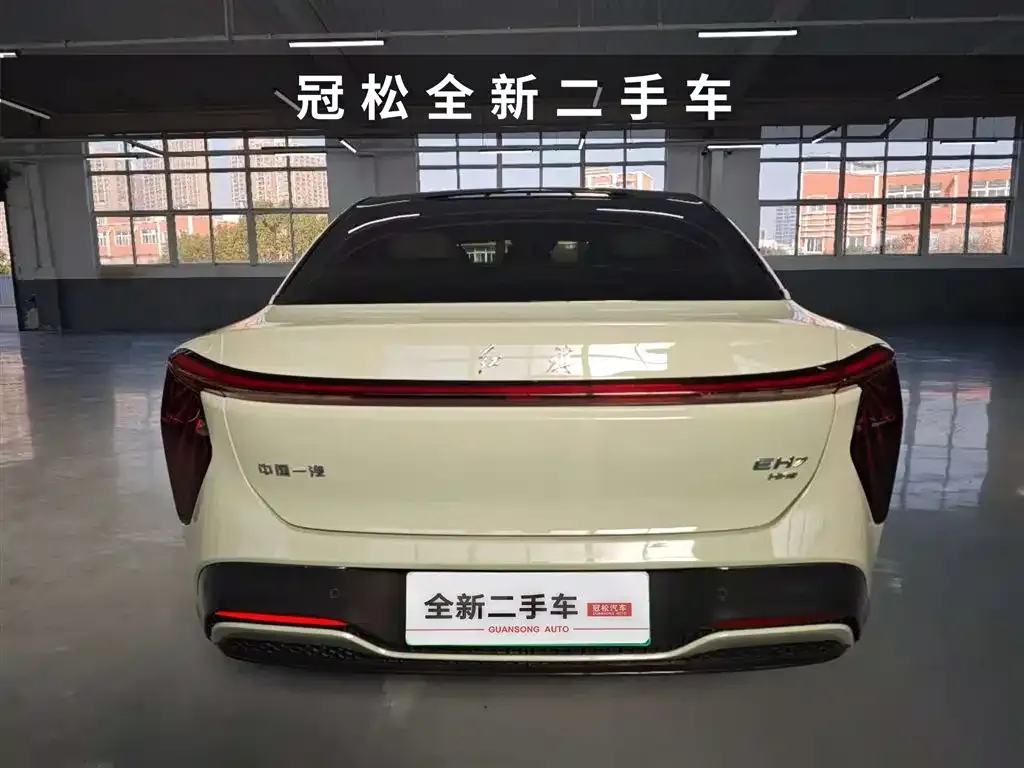 Hongqi EH7 — фото 4