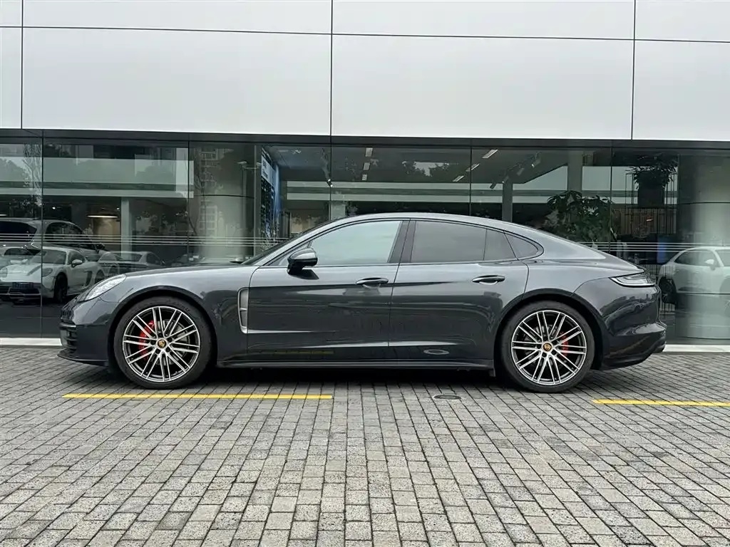 Porsche Panamera 2023 из CN, фото 10