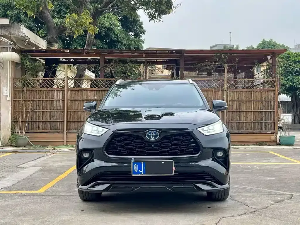 Toyota Highlander 2022 из CN, фото 10