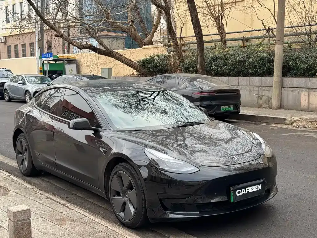 Tesla Model 3 — фото 5