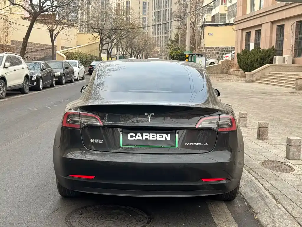 Tesla Model 3 — фото 7