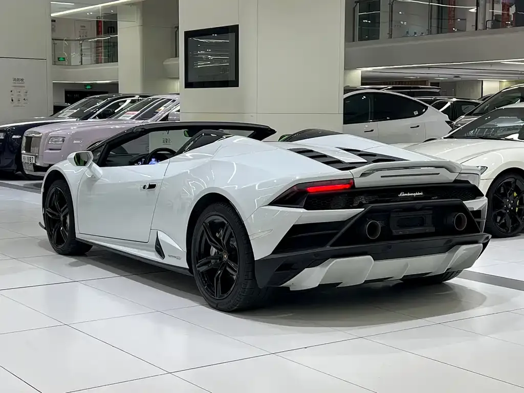 Lamborghini Huracan — фото 7