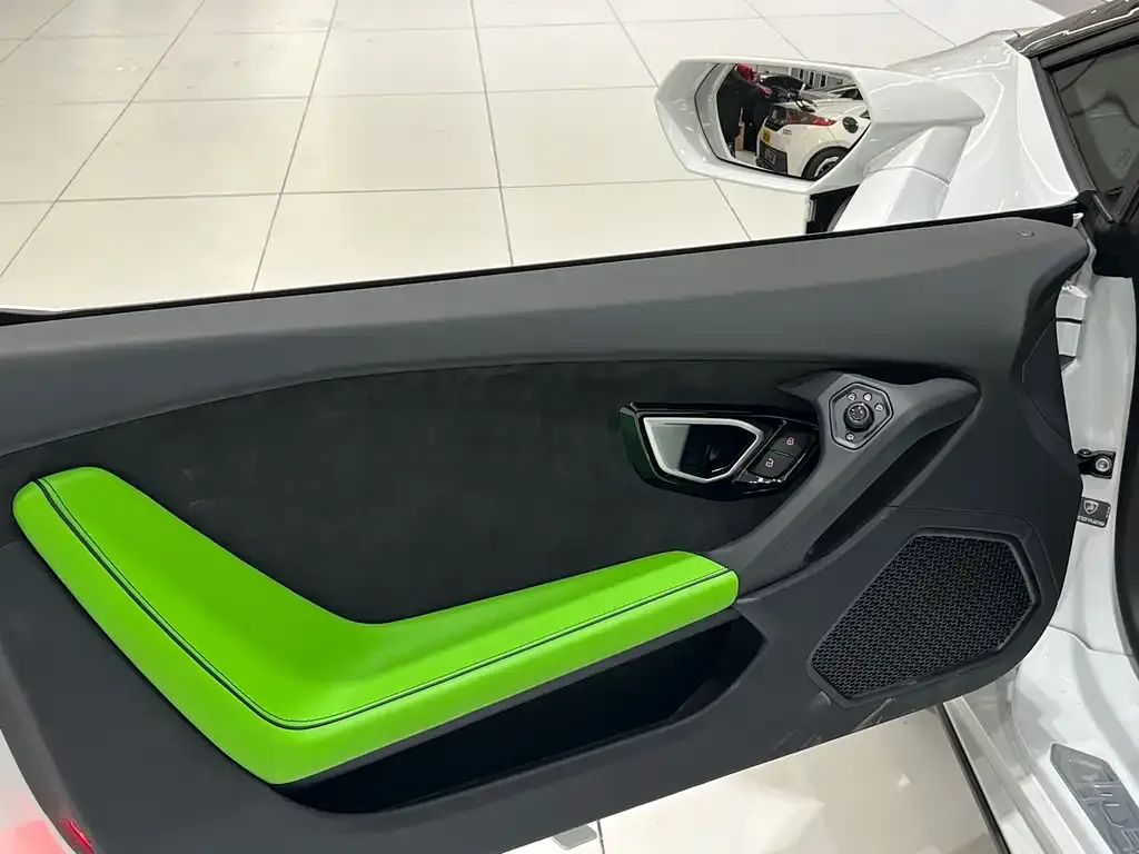 Lamborghini Huracan — фото 4