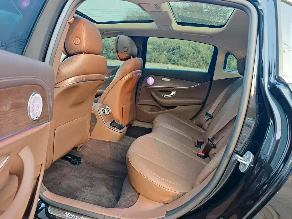 Mercedes-Benz E-Class 2021 из CN, фото 9