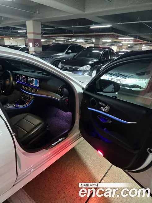 Mercedes-Benz E-Class 2023 из KR, фото 8