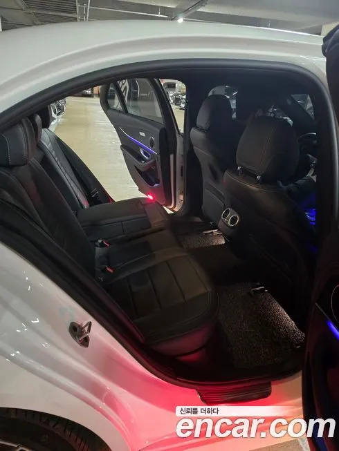 Mercedes-Benz E-Class 2023 из KR, фото 9