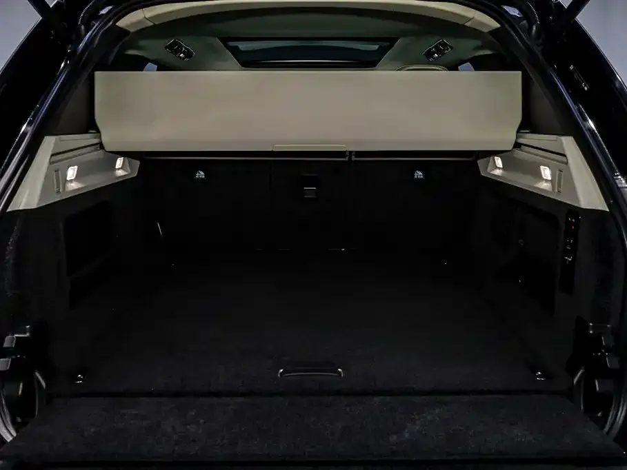Land Rover Range Rover 2023 из CN, фото 2