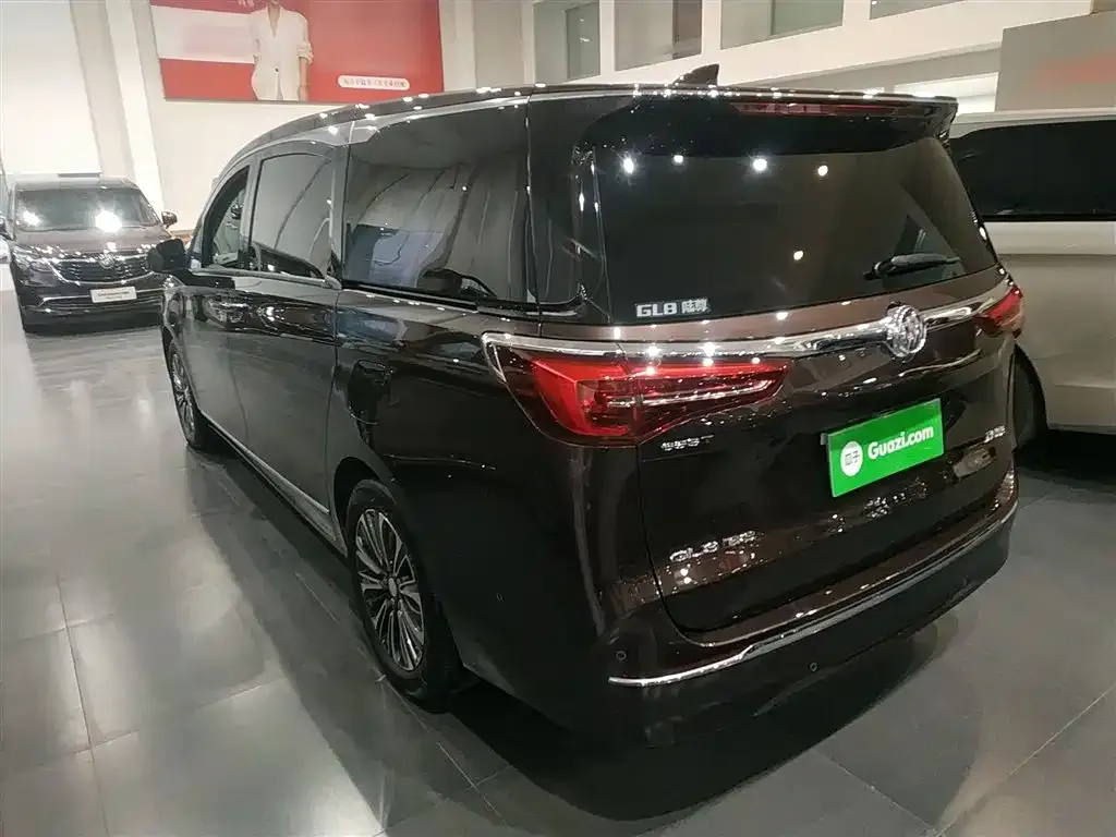 Buick GL8 2021 из CN, фото 6