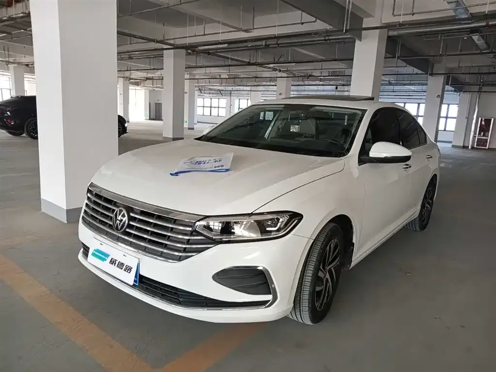 Volkswagen Lavida — фото 1