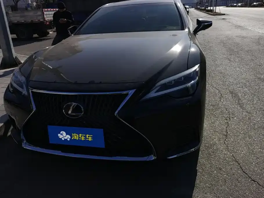 Lexus LS 2023 из CN, фото 9