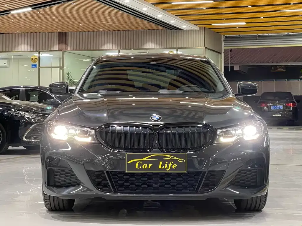 BMW 3 Series 2021 из CN, фото 6