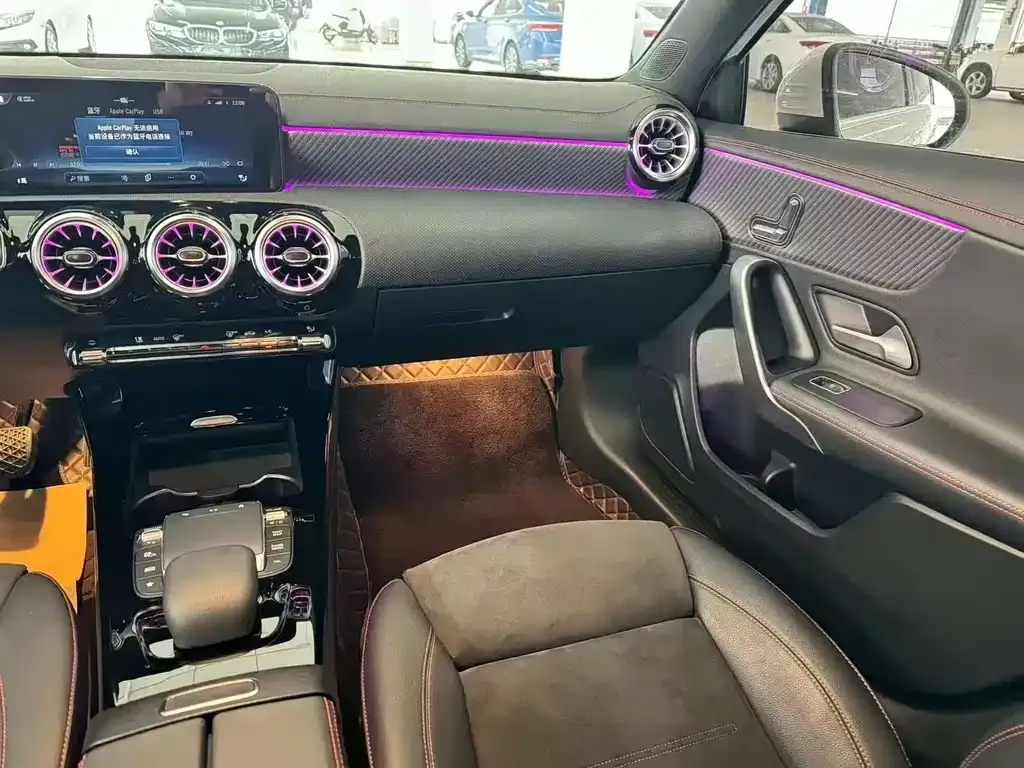 Mercedes-Benz A-Class 2023 из CN, фото 10