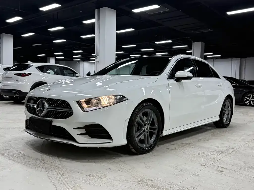 Mercedes-Benz A-Class 2022 из CN, фото 1