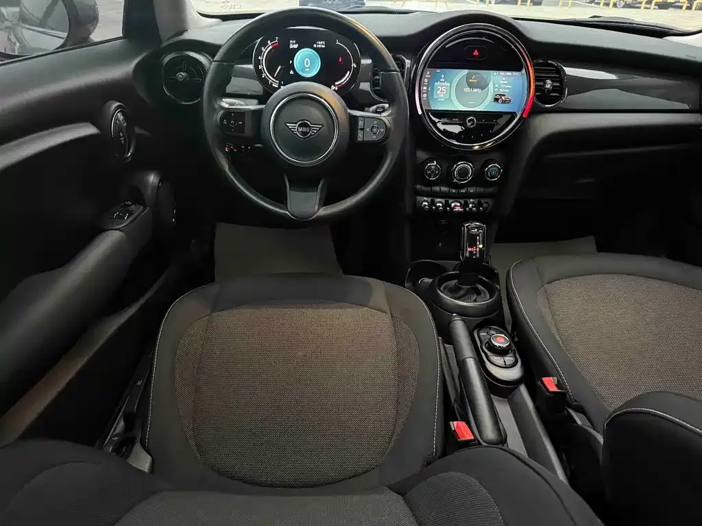 MINI Cooper (3-door) 2024 из CN, фото 5