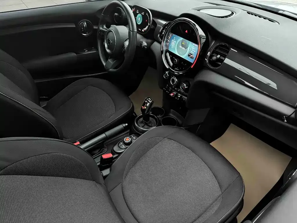 MINI Cooper (3-door) 2024 из CN, фото 4