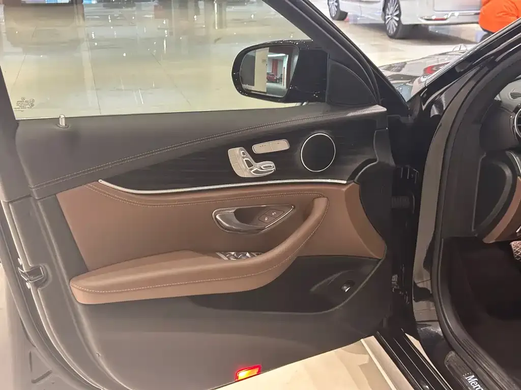 Mercedes-Benz E-Class 2024 из CN, фото 6
