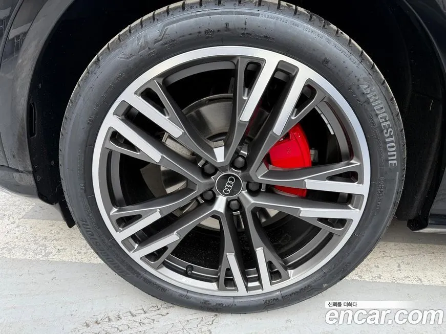 Audi Q5 2025 из KR, фото 8