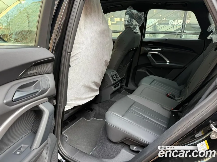 Audi Q5 2025 из KR, фото 6