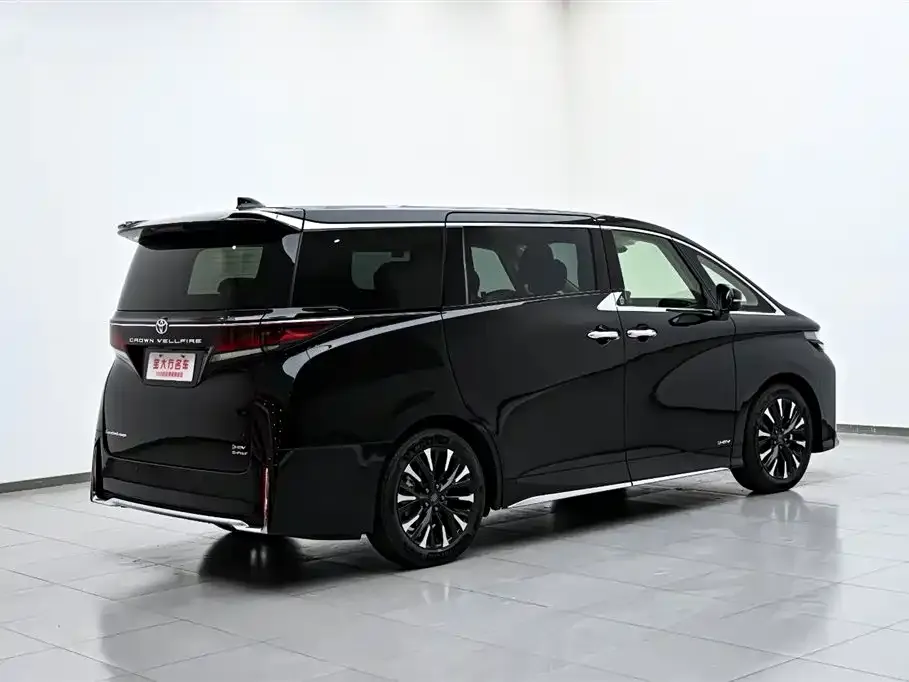 Toyota Vellfire — фото 5