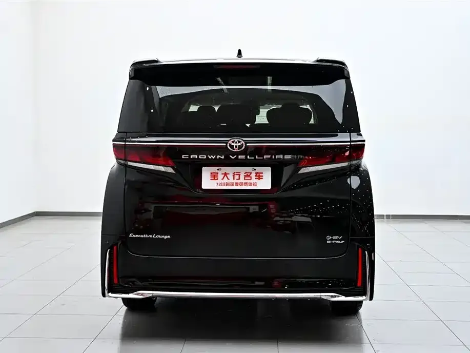 Toyota Vellfire — фото 4