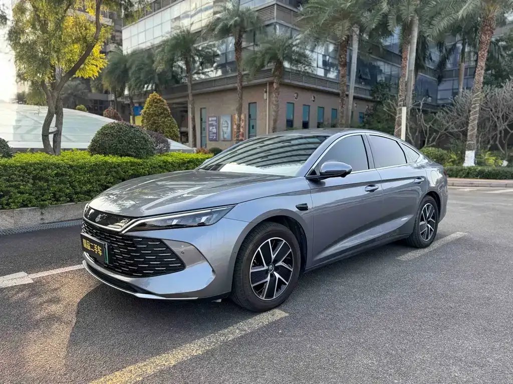 BYD Qin L — фото 1