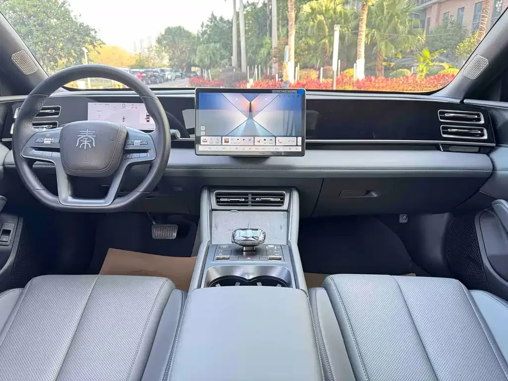 BYD Qin L — фото 4