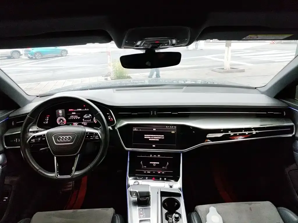 Audi A6L 2023 из CN, фото 3