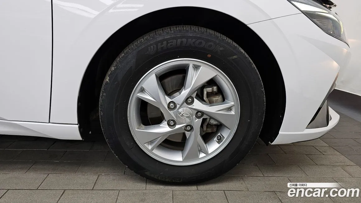 Hyundai AVANTE — фото 6