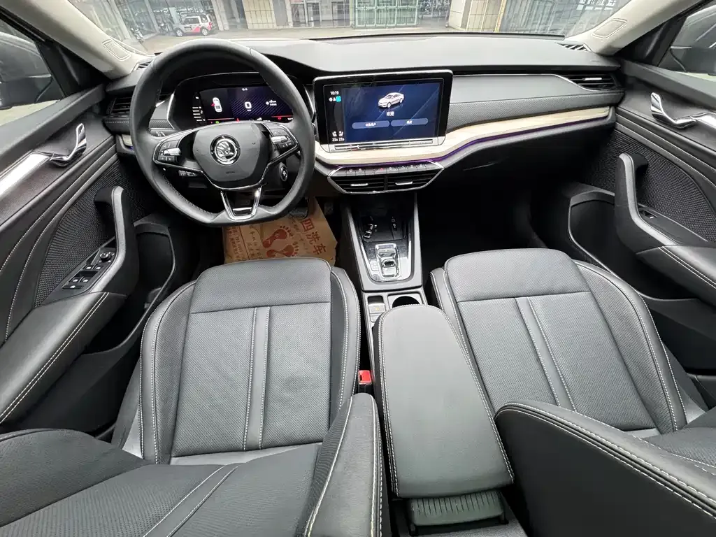 Skoda Octavia 2022 из CN, фото 4