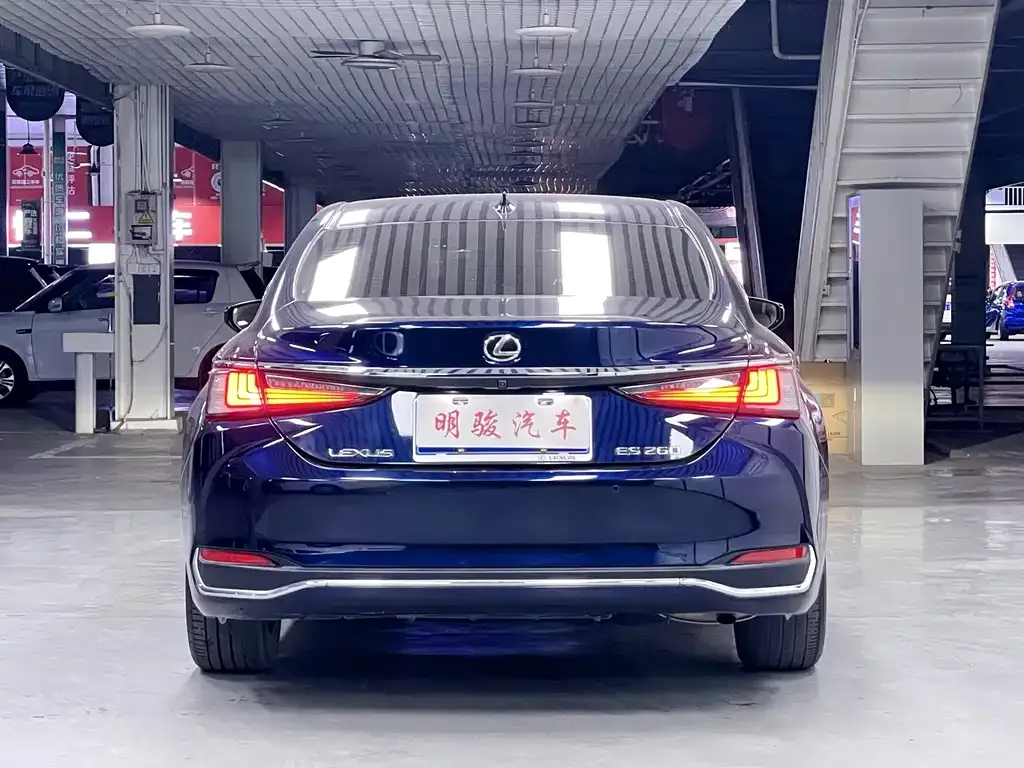 Lexus ES 2023 из CN, фото 7