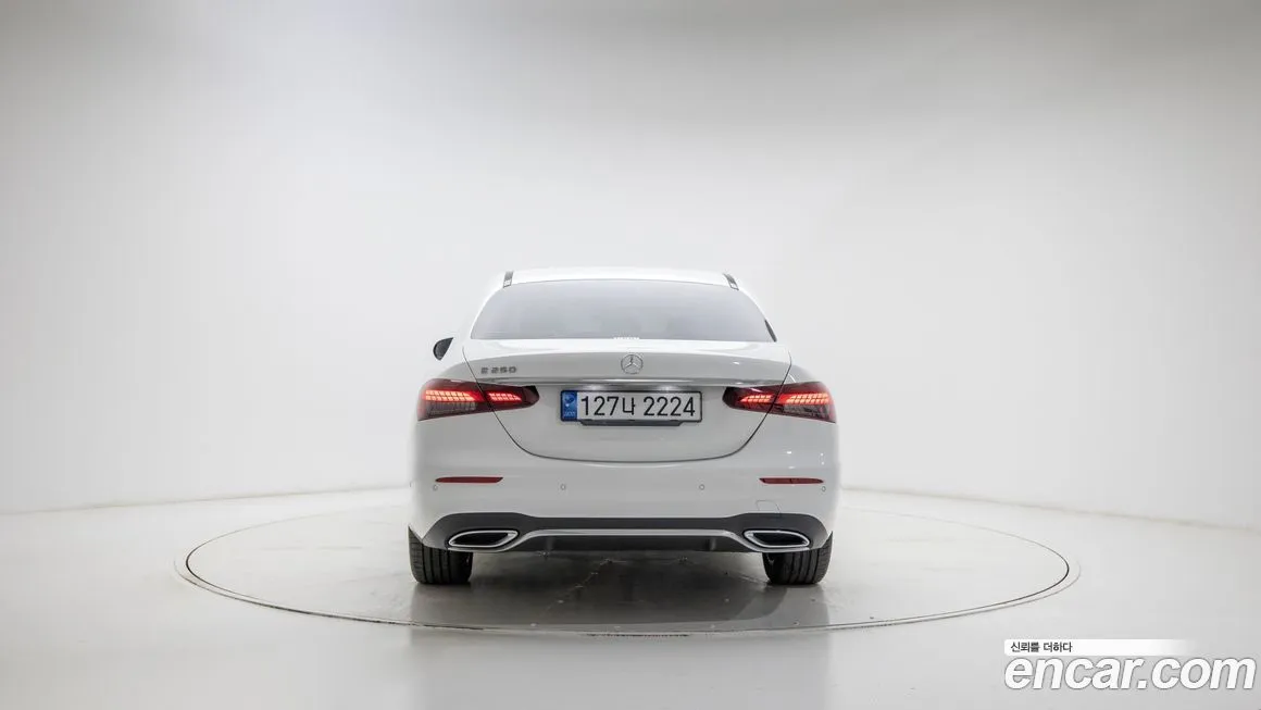Mercedes-Benz E-Class 2023 из KR, фото 2
