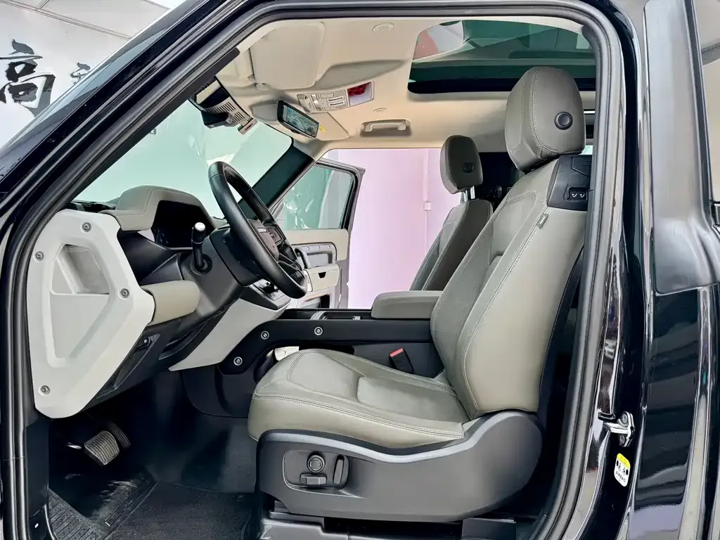 Land Rover Defender 2022 из CN, фото 8
