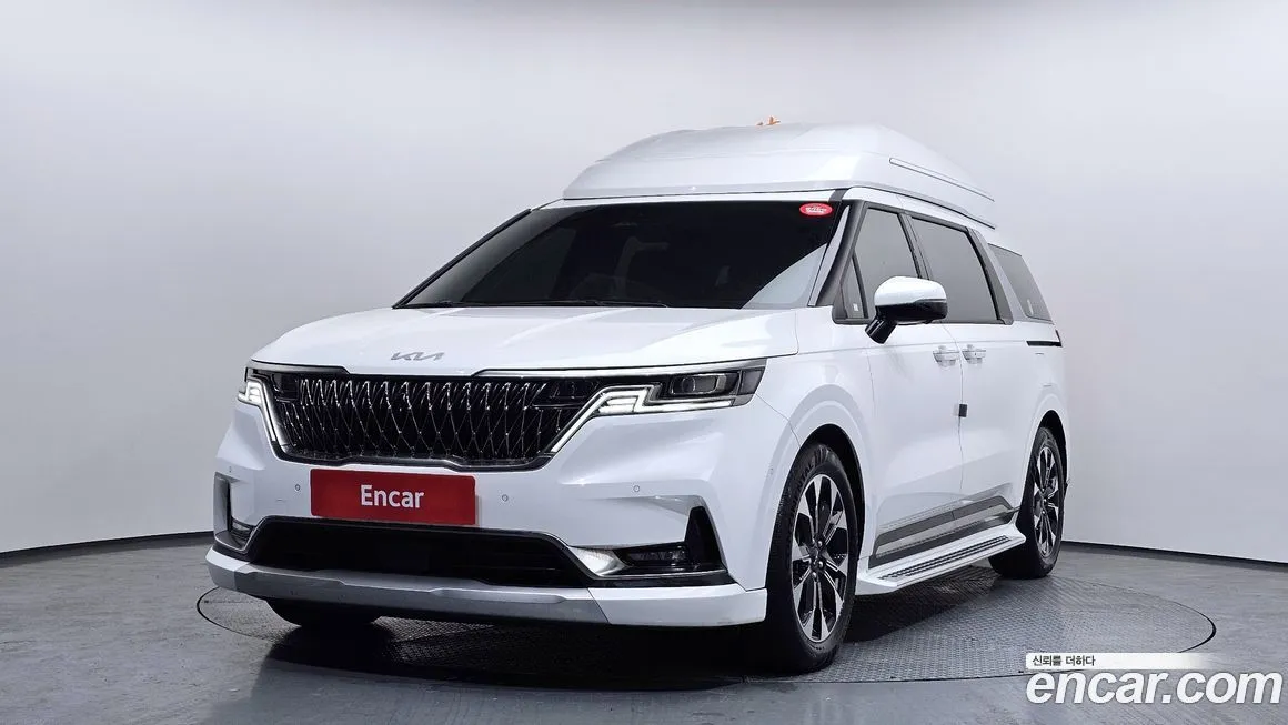 Kia Carnival — фото 1