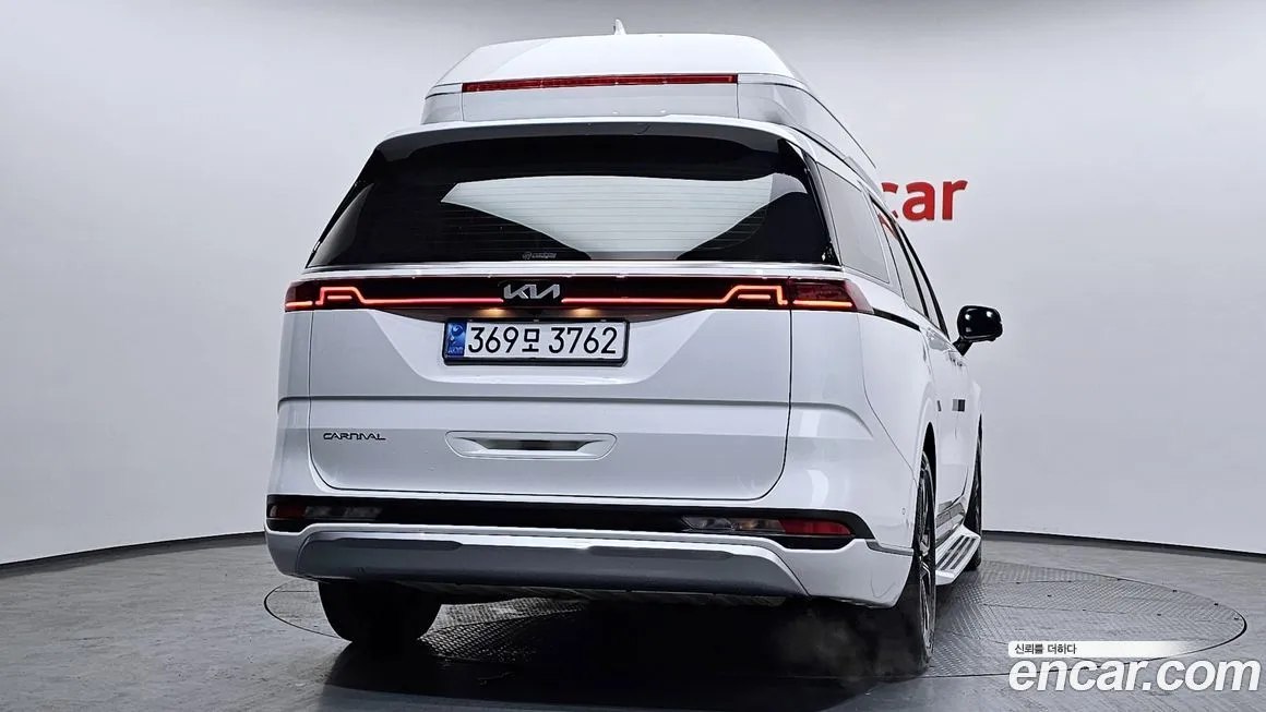 Kia Carnival — фото 2