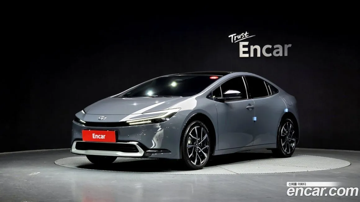 Toyota Prius 2024 из KR, фото 1
