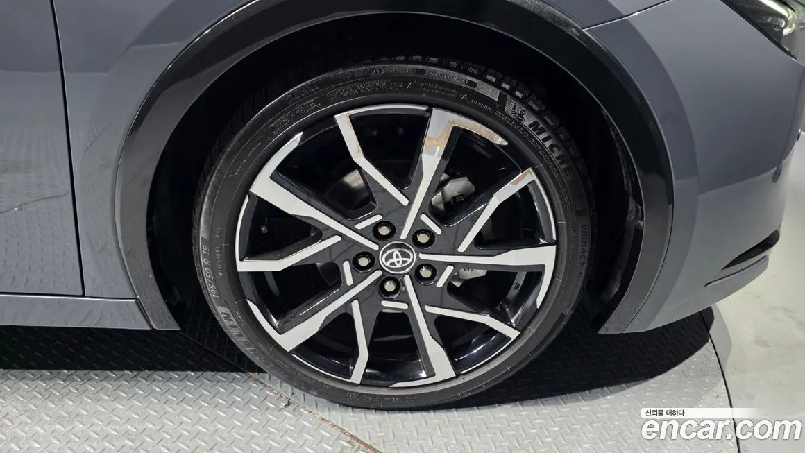 Toyota Prius 2024 из KR, фото 4
