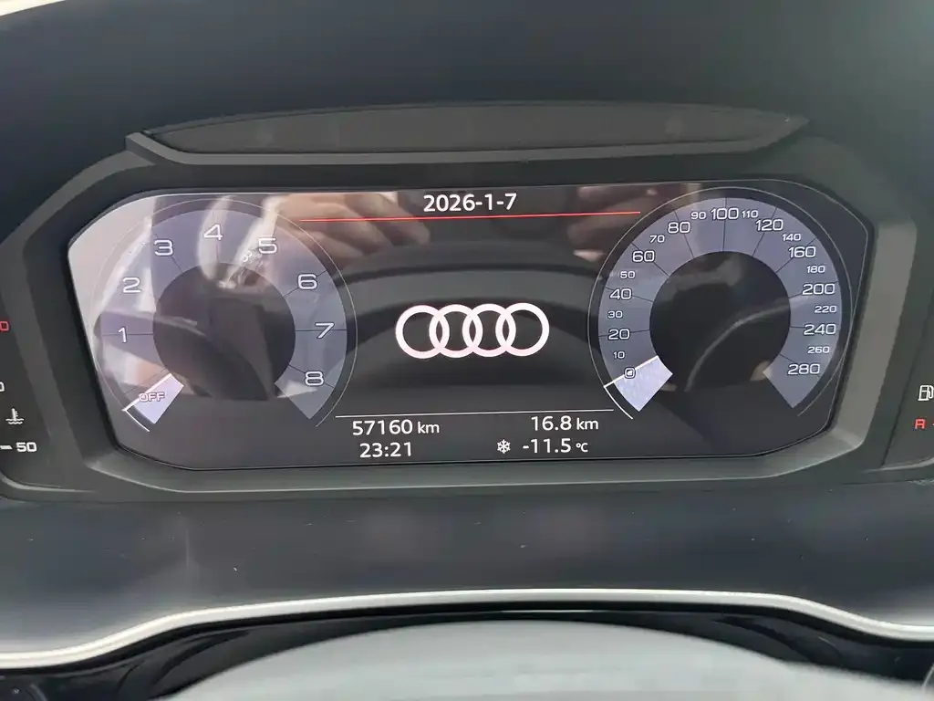 Audi Q3 2021 из CN, фото 2