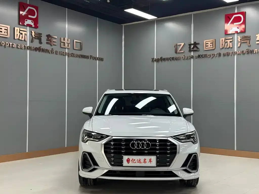 Audi Q3 2021 из CN, фото 4