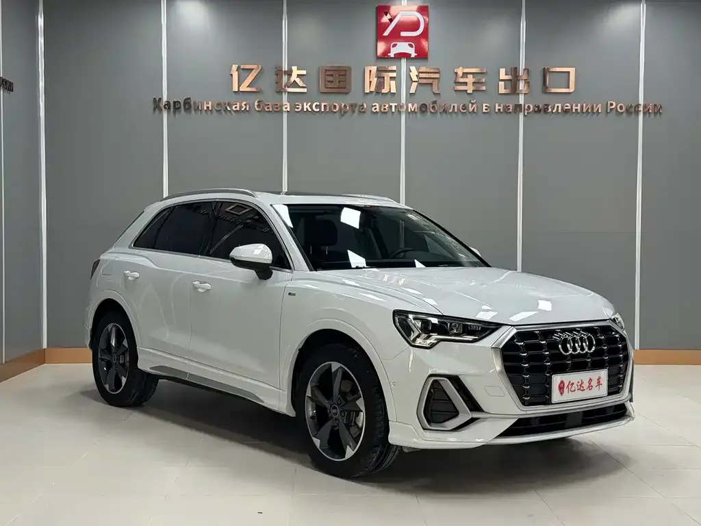 Audi Q3 2021 из CN, фото 7