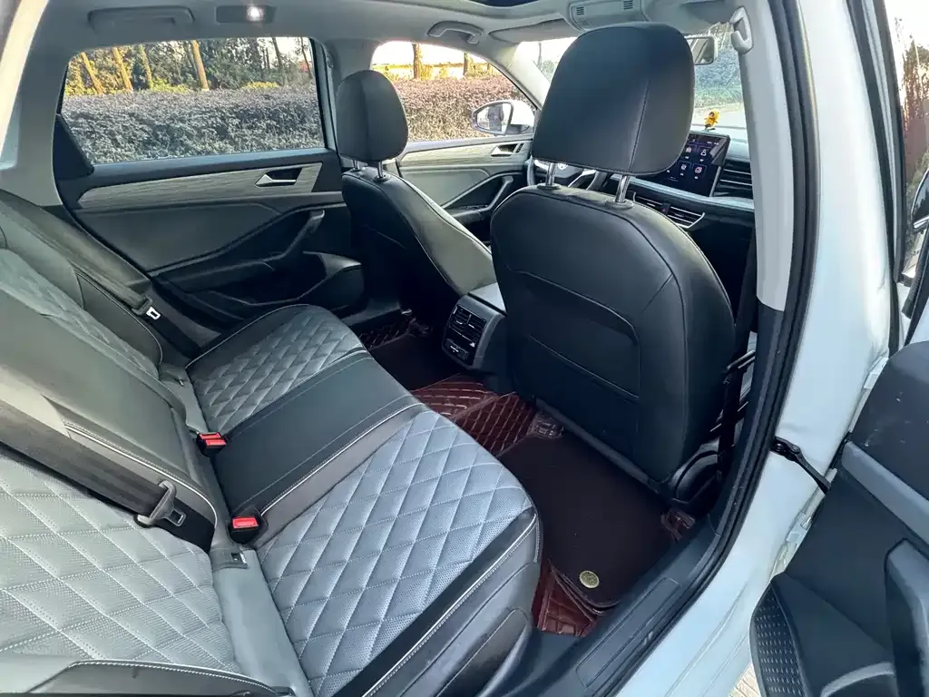Volkswagen Sagitar 2025 из CN, фото 2