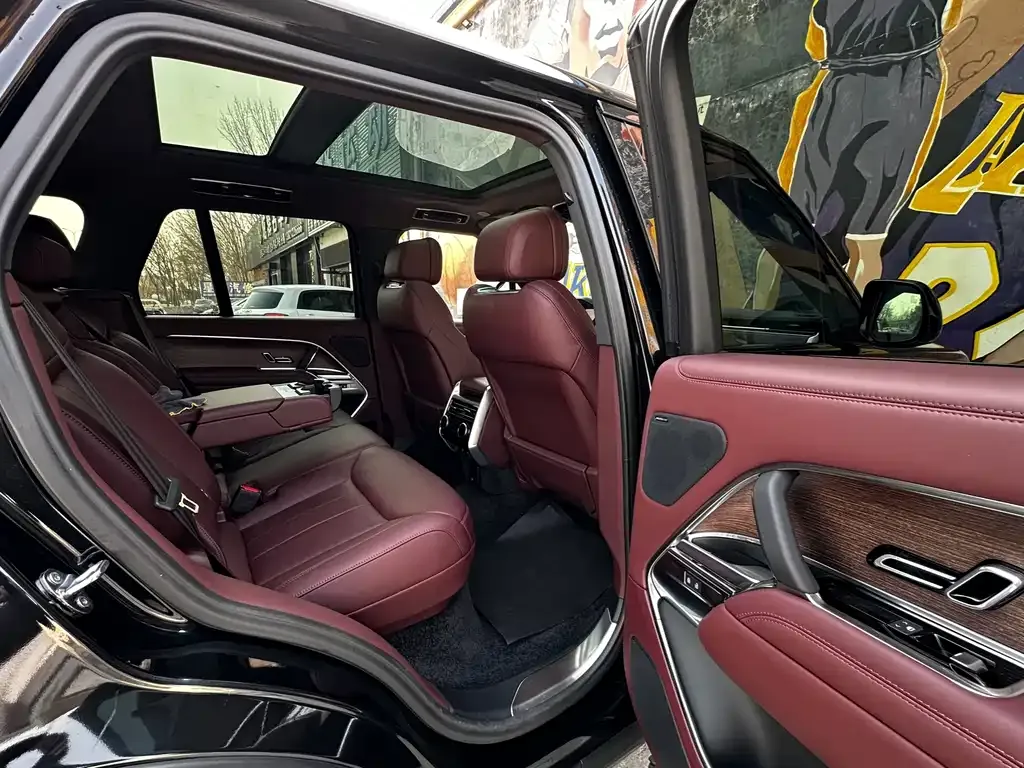 Land Rover Range Rover 2026 из CN, фото 3