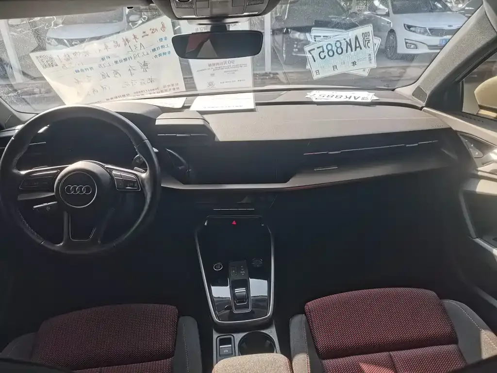 Audi A3 2023 из CN, фото 6