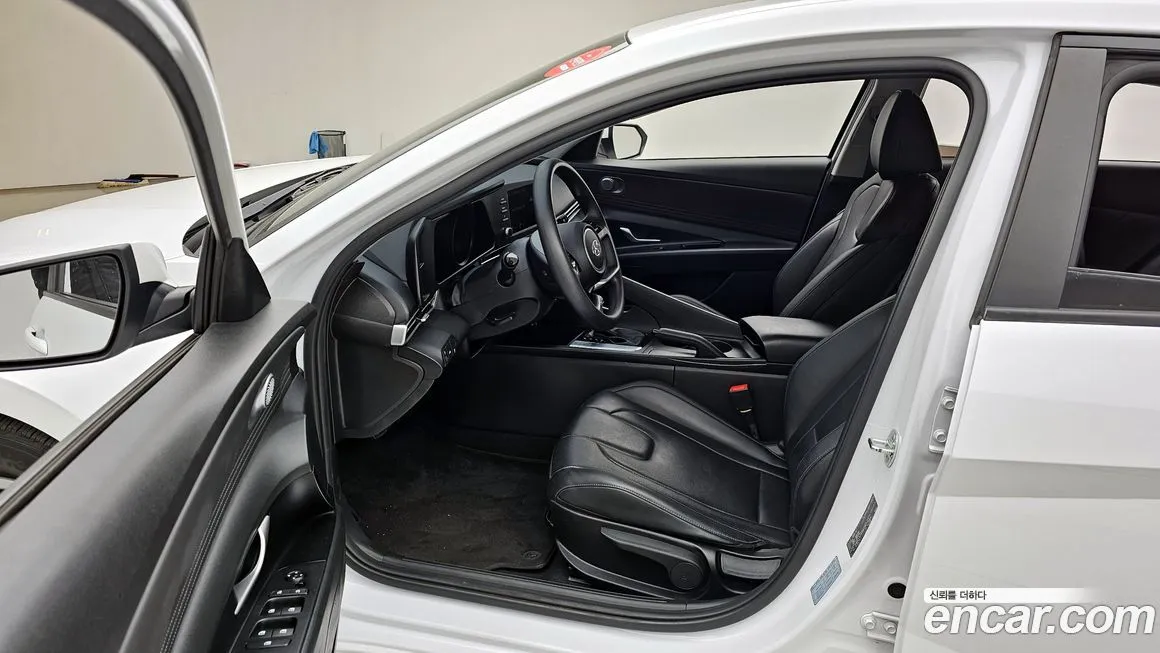 Hyundai AVANTE — фото 6