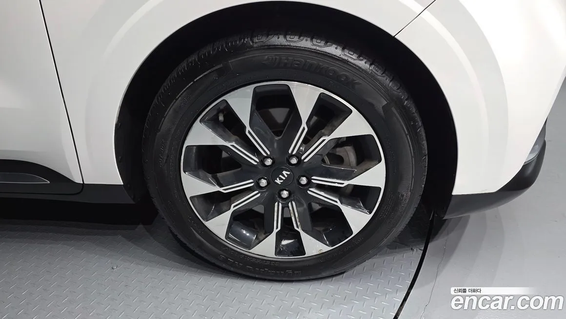 Kia Carnival 2021 из KR, фото 2